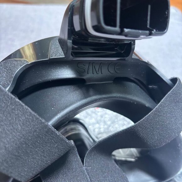 Adult Full Face Snorkel Mask with Detachable Camera Mount and Dry Top Breathing - Picture 4 of 9